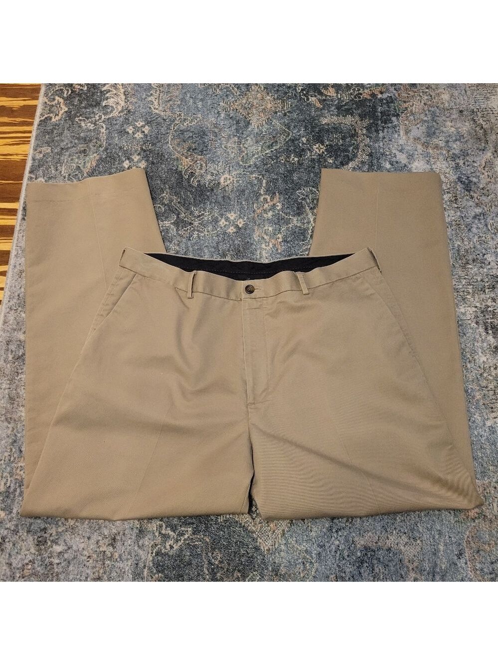 Izod Men's Khaki Chinos 38x32
